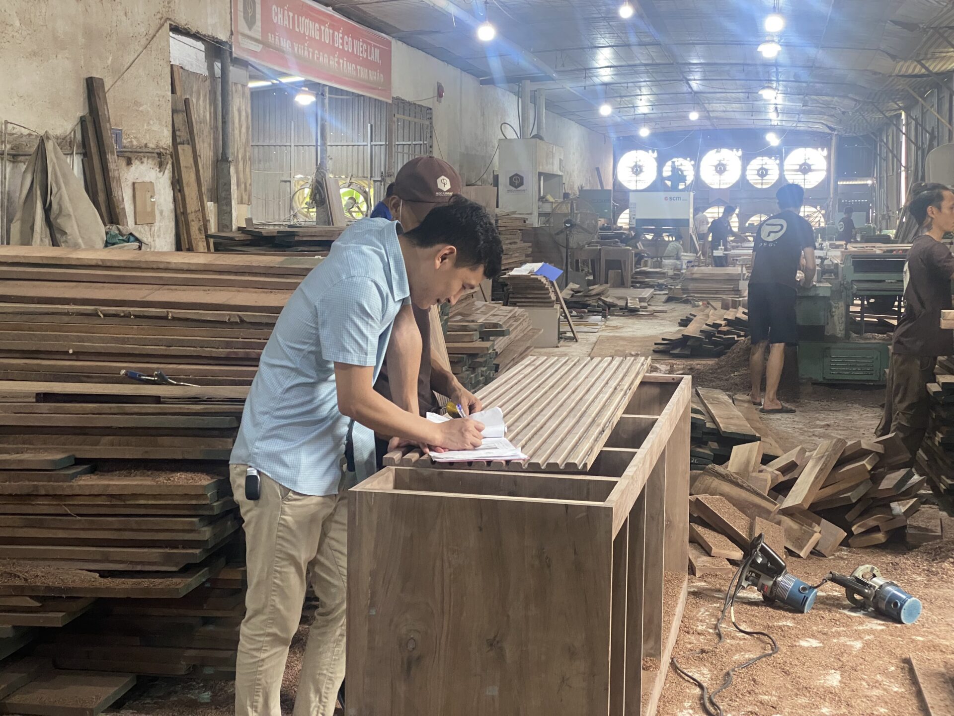 Làm thế nào để nhận biết đồ gỗ nội thất chất lượng cao?